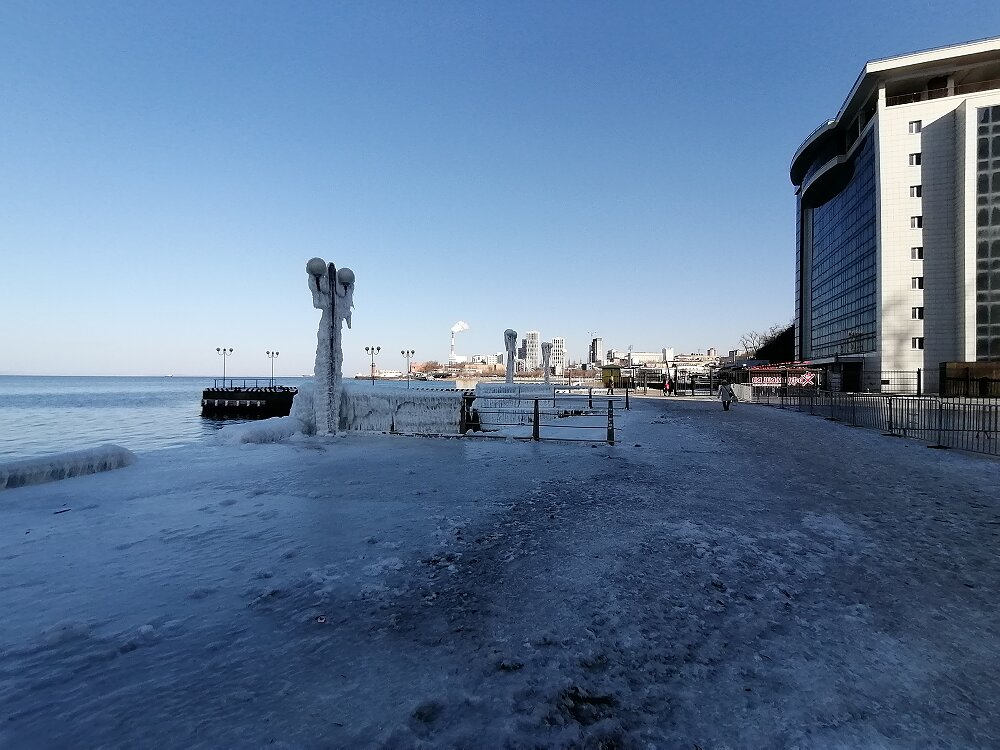 Владивосток, Набережная, Амрский залив.Фото 1. 7 декабря 2022 г.